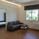 Masia Διαμέρισμα *